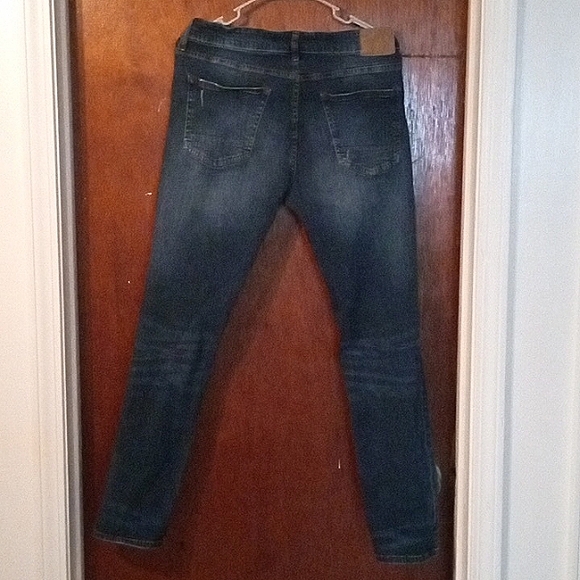 Jeans - Picture 3 of 10
